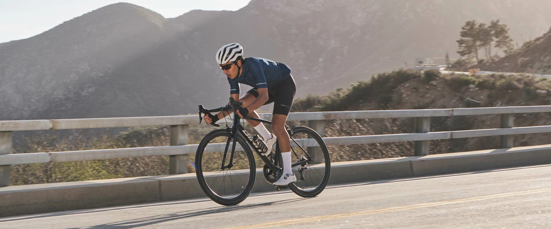 Vélos Soldes Boutique -Vélos Soldes Boutique MY21 TCR ADPRO banner 1585079716