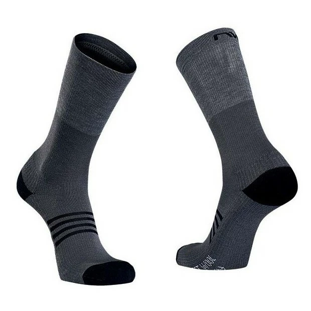 Chaussettes Hiver Northwave Extreme Pro Gris/Noir 3 Chaussettes Hiver Northwave Extreme Pro Gris/Noir